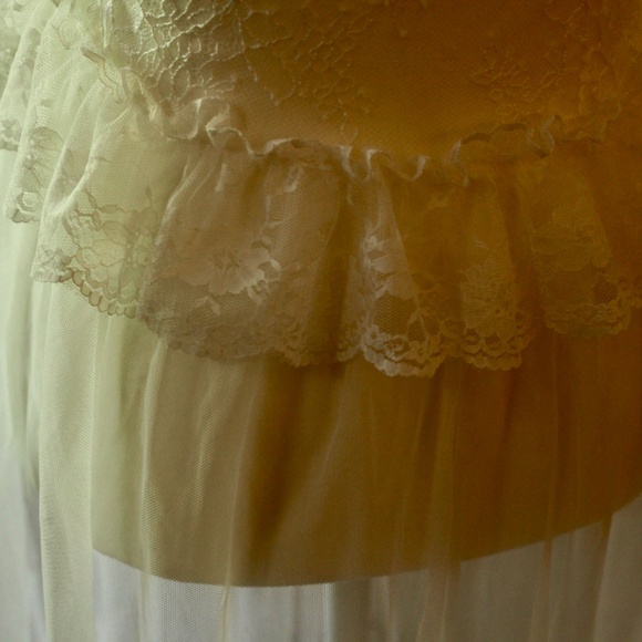 Dallianse Kim Slip Dress with Robe - Picture 8 of 13